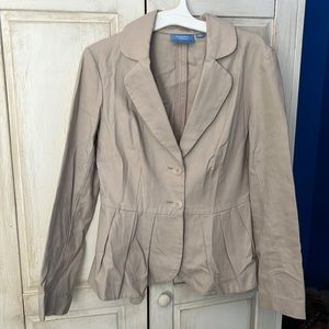 Vera Wang Blazer size 6